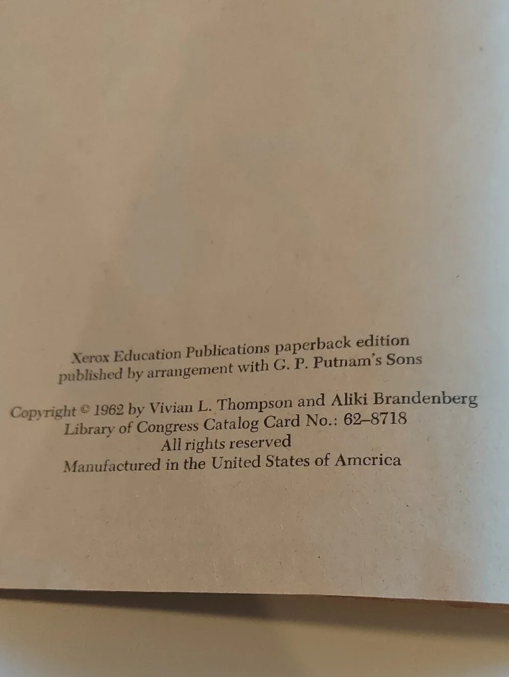 The Horse That Liked Sandwiches - Vivian L. Thompson